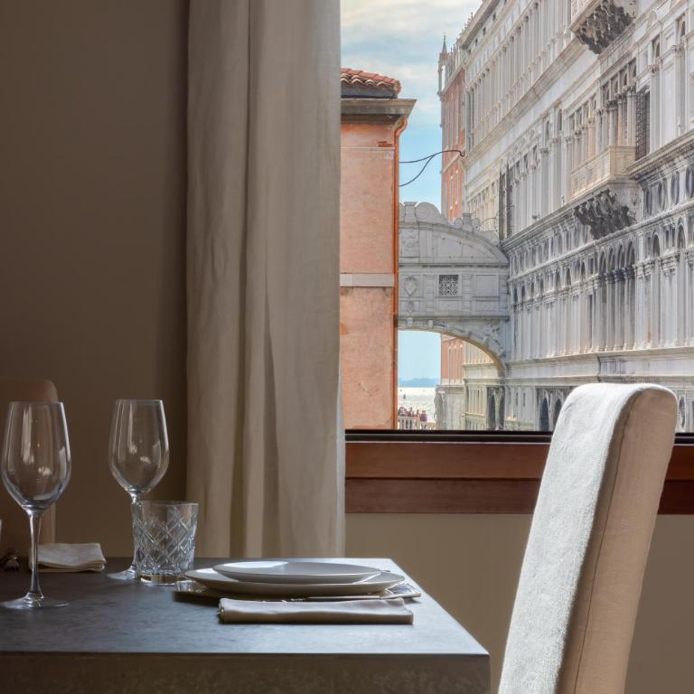 Bridge of Sighs Luxurious Apartment - Deluxe Apartment - 3