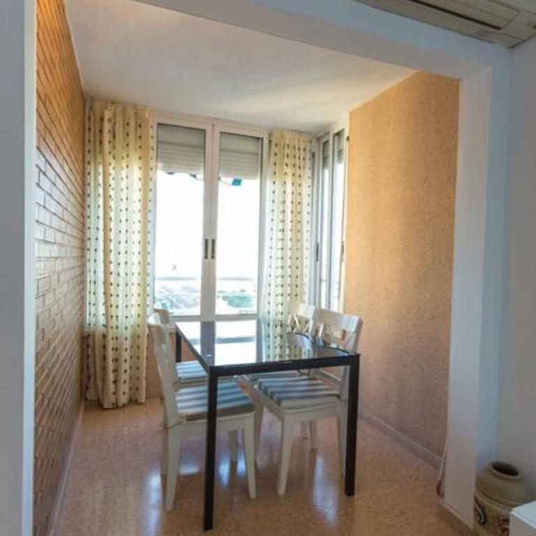 Nations Apartment with pool - Apartment - 8