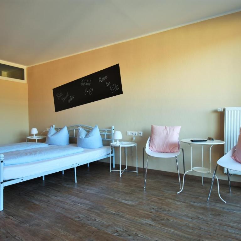 Motel Füssen im Allgäu - Doppelzimmer mit Balkon - 5
