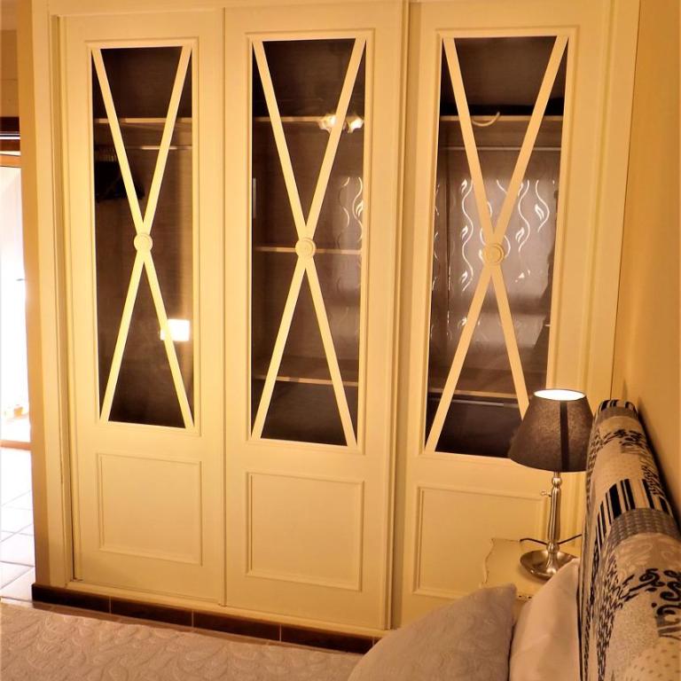 Villa Mia - Four-Bedroom House - 17