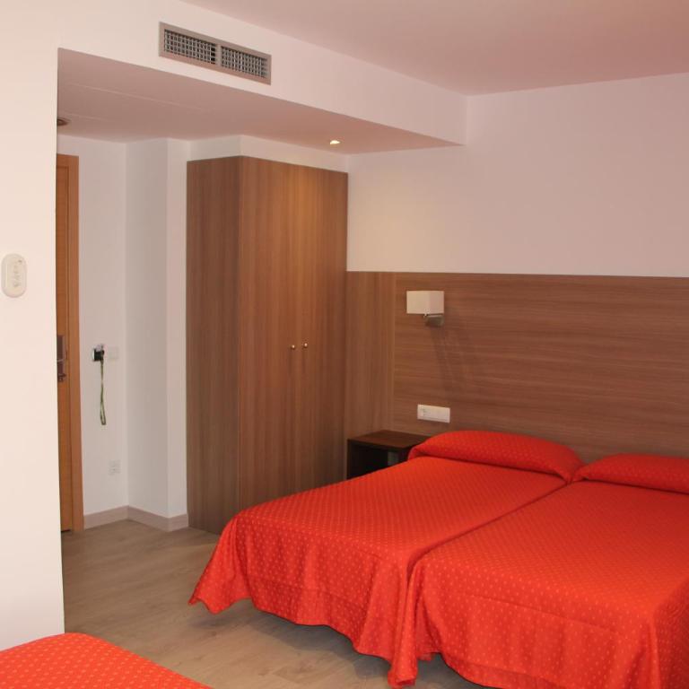 Hotel Victoria - Habitación cuádruple - 8