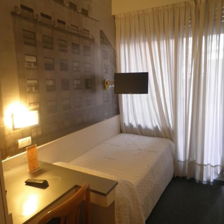 Hotel Photo Zabalburu - Single Room - 5