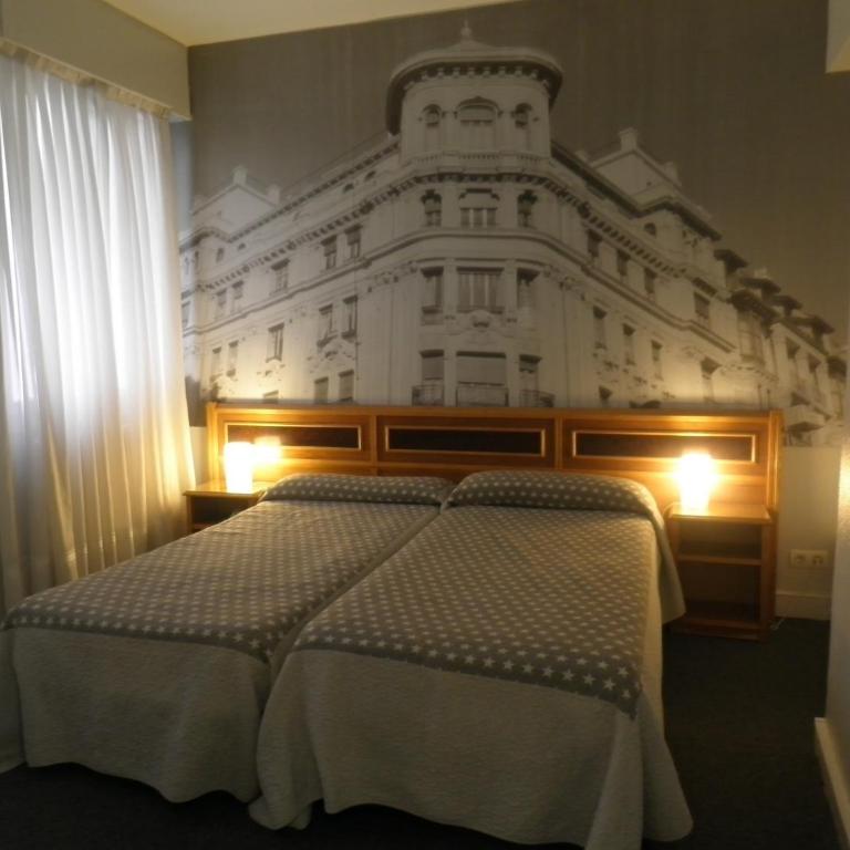 Hotel Photo Zabalburu - Twin Room - 3