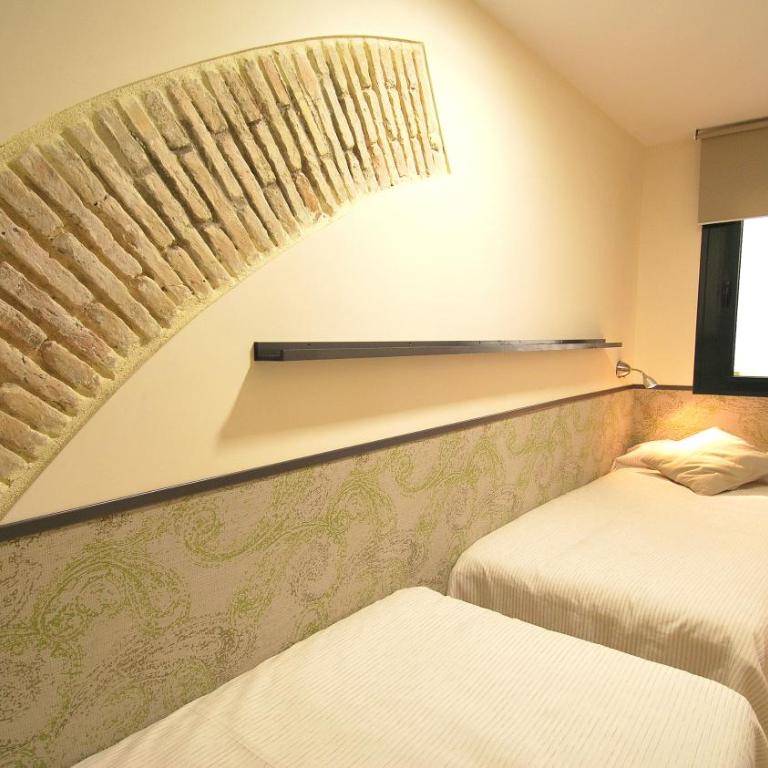 Apartamentos Living Sevilla Centro Maestranza - Apartamento Deluxe de 2 dormitorios - 8