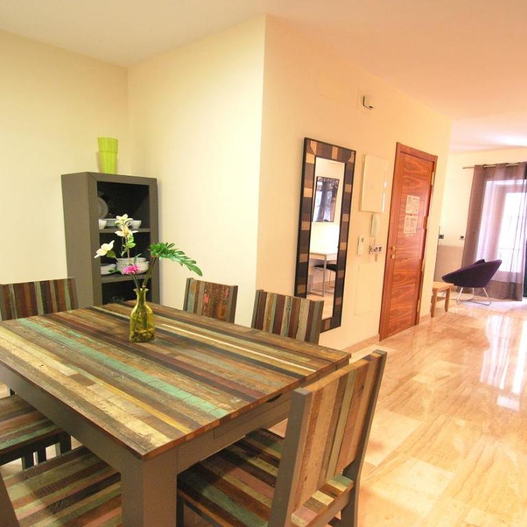 Apartamentos Living Sevilla Centro Maestranza - Apartamento Deluxe de 2 dormitorios - 10