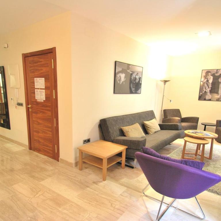 Apartamentos Living Sevilla Centro Maestranza - Apartamento Deluxe de 2 dormitorios - 14
