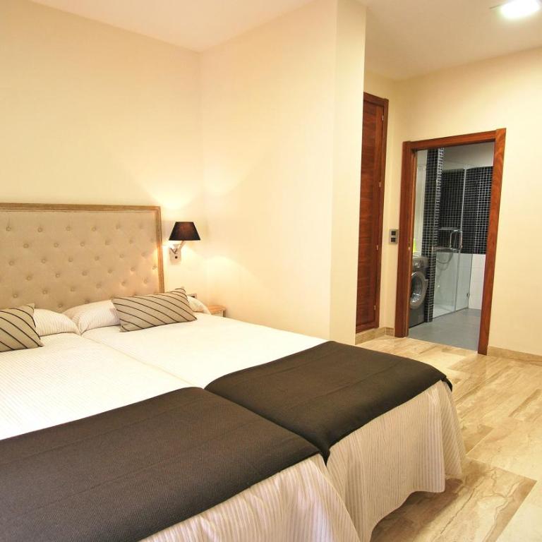 Apartamentos Living Sevilla Centro Maestranza - Apartamento Deluxe de 2 dormitorios - 19