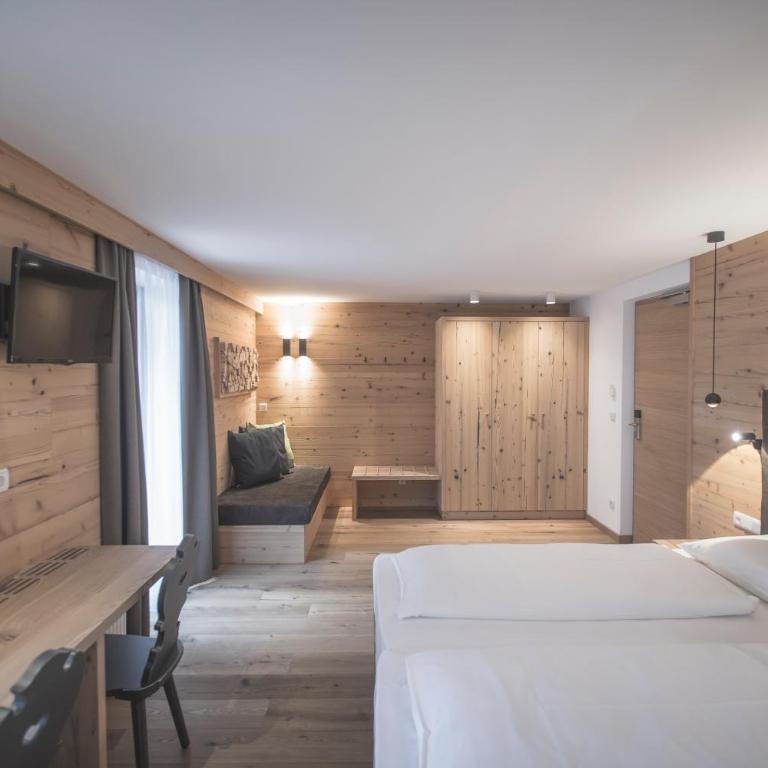 Ahrner Wirt Apartments - Deluxe Double Room - without Kitchen - 3