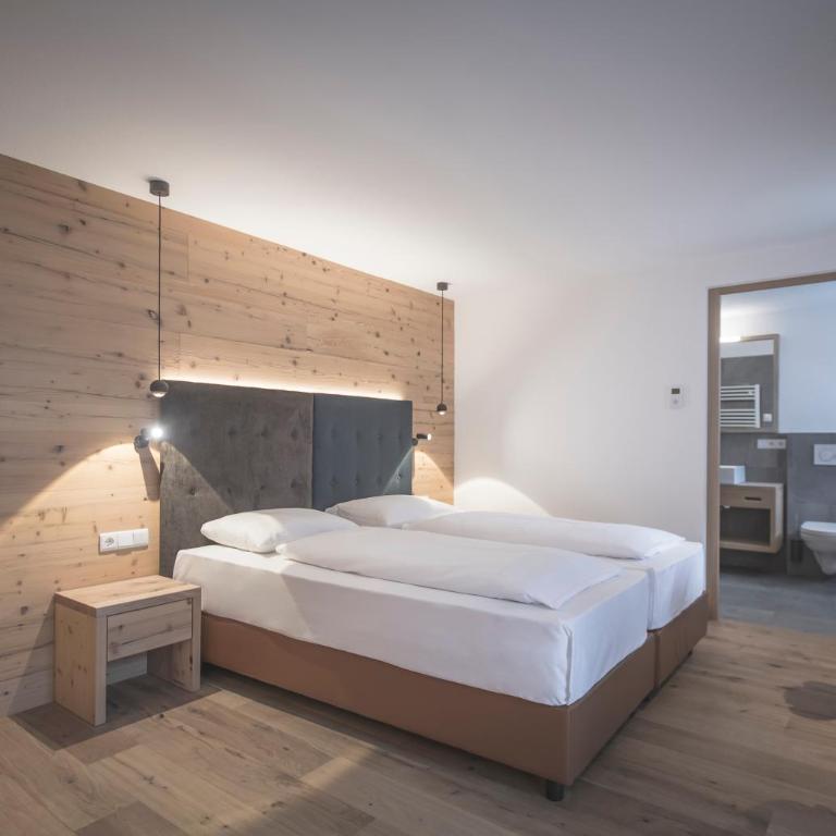 Ahrner Wirt Apartments - Deluxe Double Room - without Kitchen - 4