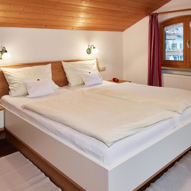 Haus Sonnenruh - Apartment mit 1 Schlafzimmer und Balkon - 2