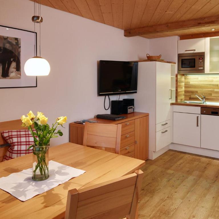 Haus Sonnenruh - Apartment mit 1 Schlafzimmer und Balkon - 3