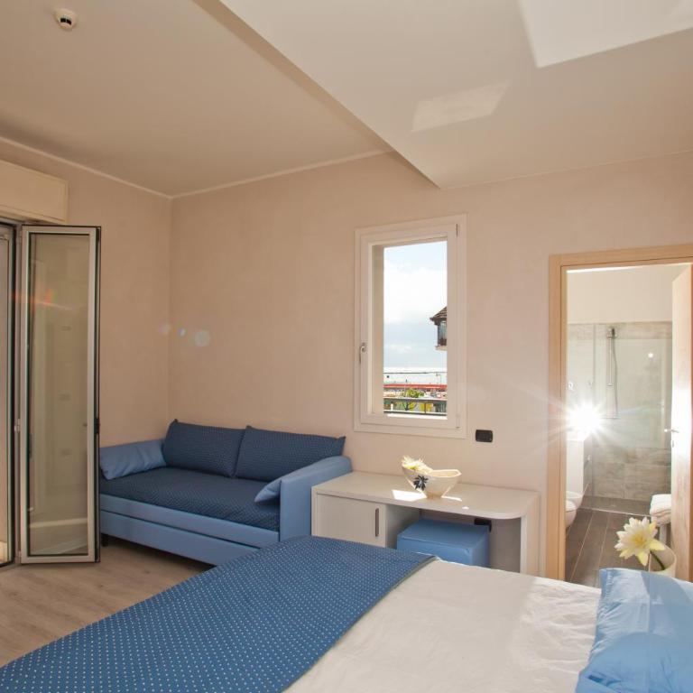 Hotel Rio Bellaria - Camera Familiare con Vista Mare - 4
