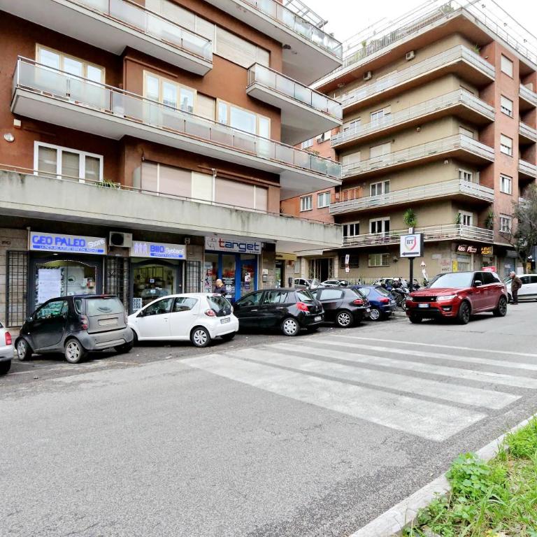 TERRACED APARTMENT - Metro to Vatican & center - Appartamento con 3 Camere da Letto - 71