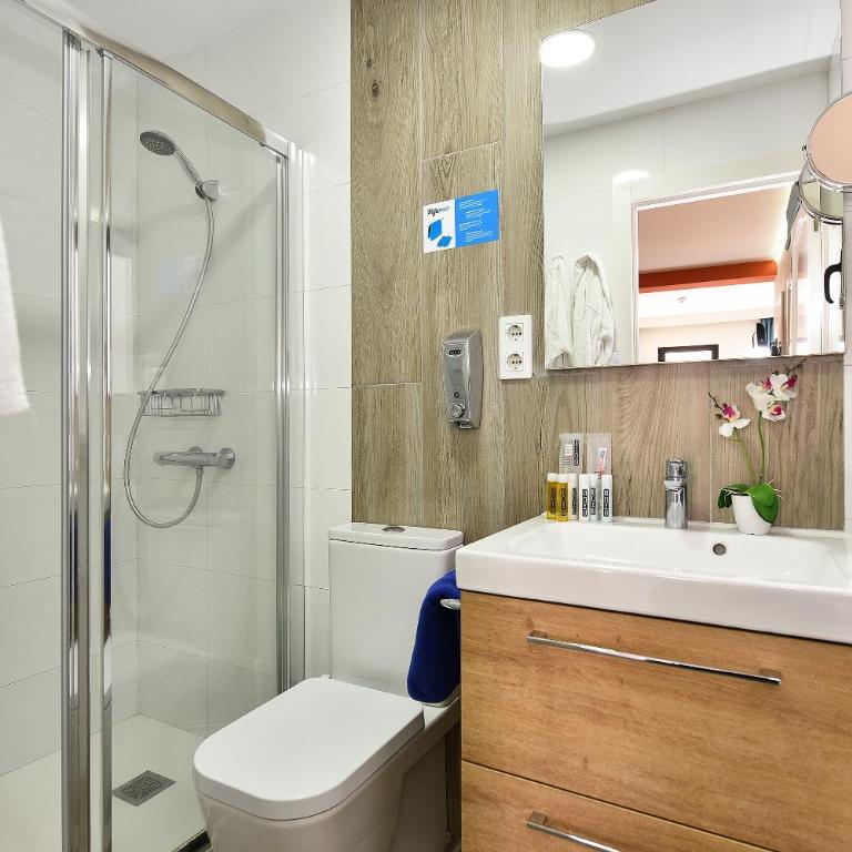 Hotel Apartamento Bajamar - Estudio Superior con balcón - 8