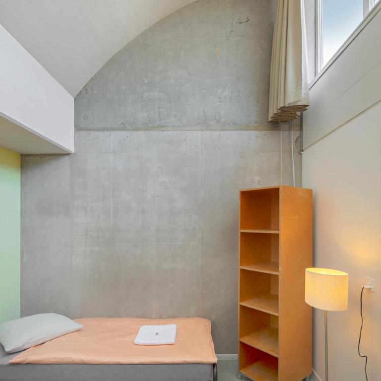 Lausanne Youth Hostel Jeunotel - Einzelzimmer mit Gemeinschaftsbad - 3