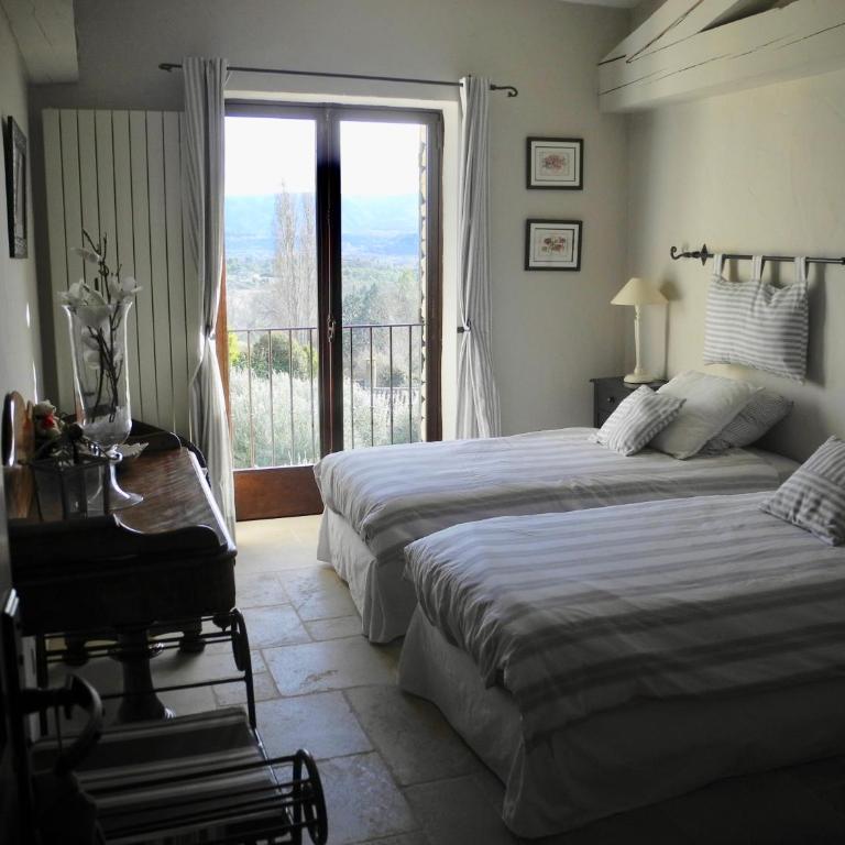 OUSTAU DE PIERA - Habitación Doble Deluxe con vistas a la montaña - 1 o 2 camas - 2
