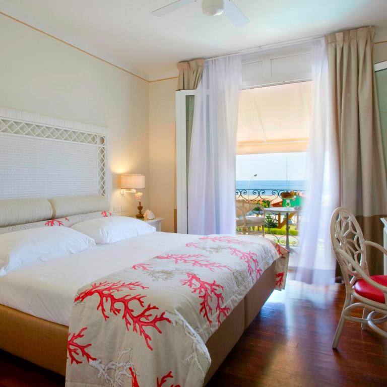 Hotel Il Negresco - Camera Classic Matrimoniale/Doppia con Letti Singoli con Vista Mare - 1