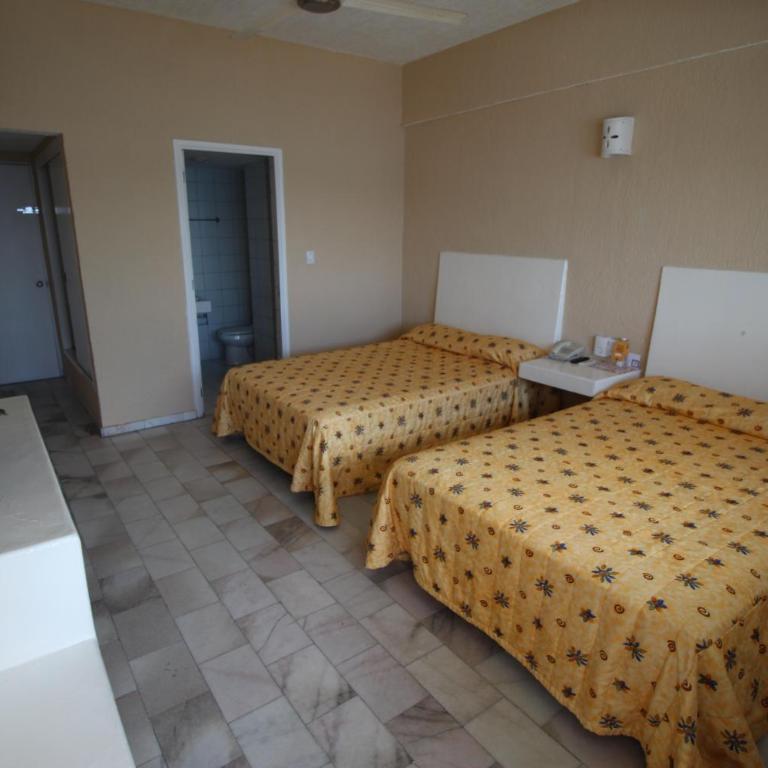 Hotel de CIMA - Habitación Doble Estándar - 2 camas - 4