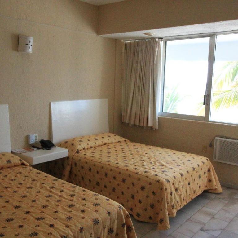 Hotel de CIMA - Habitación Doble Estándar con vistas al mar - 2 camas - 3