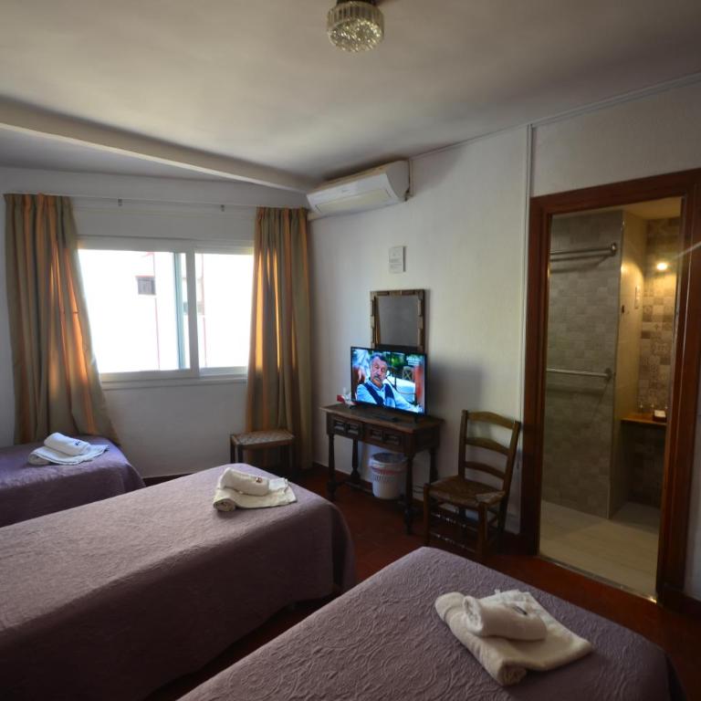Hostal La Palmera - Habitación Triple - 1