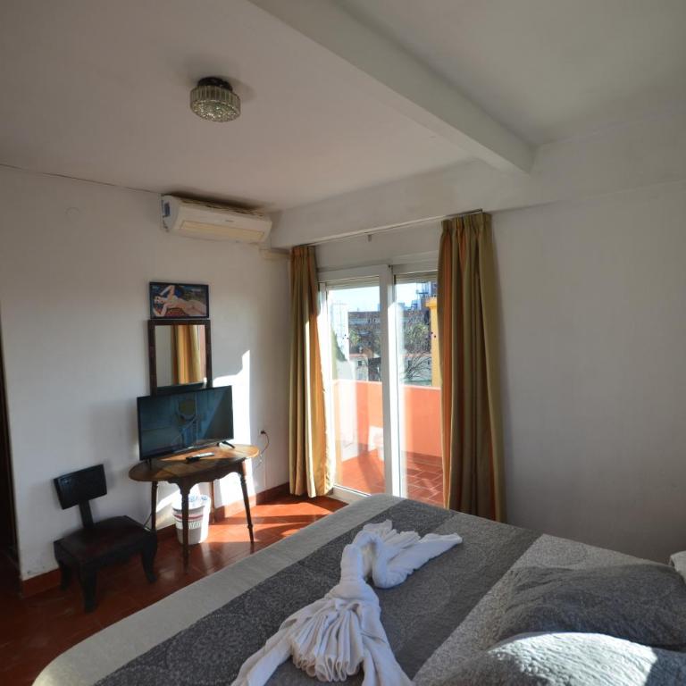Hostal La Palmera - Habitación Doble con balcón - 4