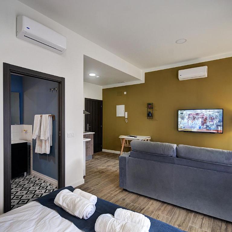 Apartamentos AL-QAZERES LUXURY La Concepción - Apartment mit Balkon - 2