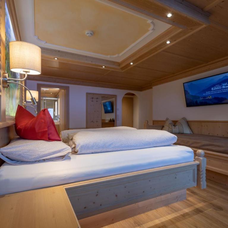 Gasthof Tannen - Alm - Doppelzimmer mit Balkon (3 Erwachsene) - 3