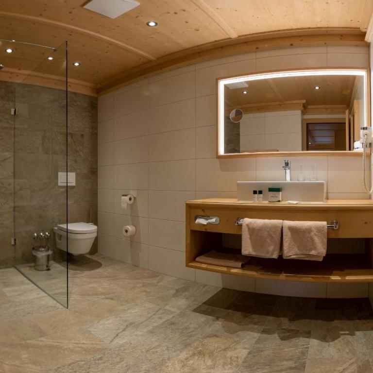 Gasthof Tannen - Alm - Doppelzimmer mit Balkon - 6