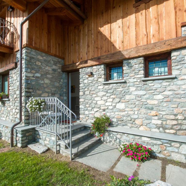 B&B Pousada Rio Aosta-servizi di Bed and breakfast - Camera Matrimoniale con Vista Giardino - 11