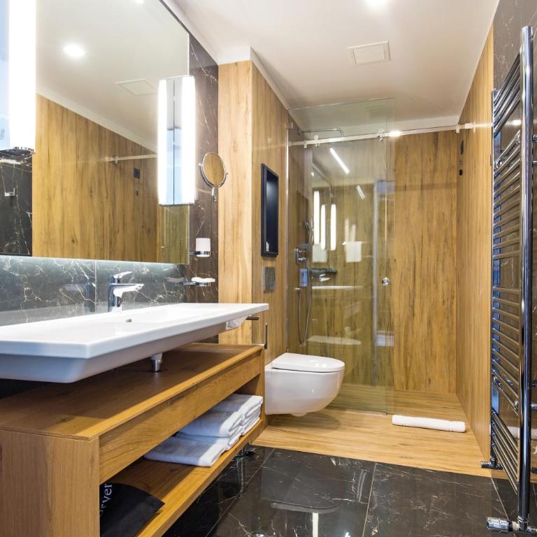 Gorski Hotel & Spa - Superior Double or Twin Room - 6