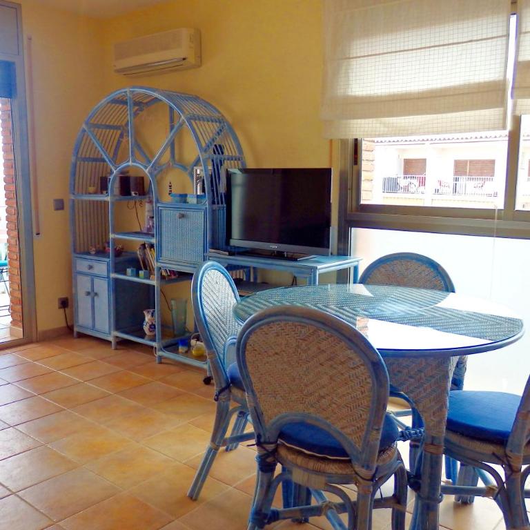 Meddays Apartamento la Caleta Ático - Apartamento de 2 dormitorios - 7