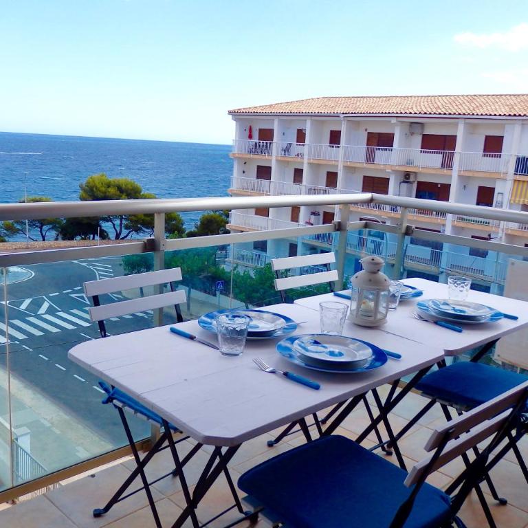 Meddays Apartamento la Caleta Ático - Apartamento de 2 dormitorios - 1