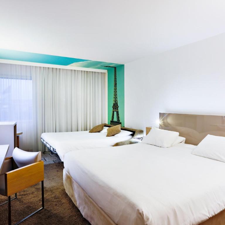 Mercure Paris Vaugirard Porte De Versailles - Chambre Supérieure avec 1 Lit Double et 1 Canapé-Lit Double - 9
