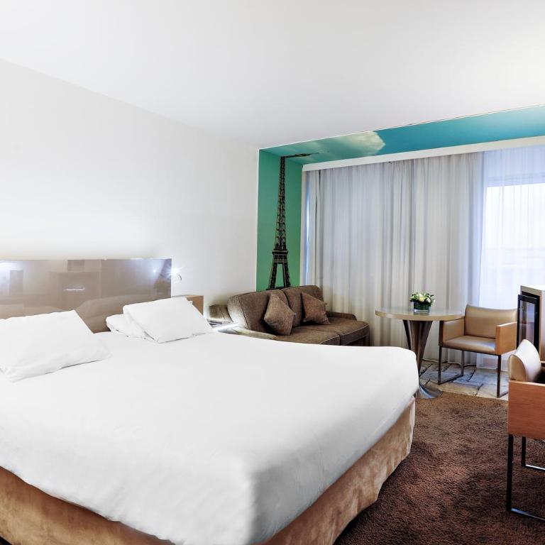 Mercure Paris Vaugirard Porte De Versailles - Chambre Supérieure avec 1 Lit Double et 1 Canapé-Lit Double - 7