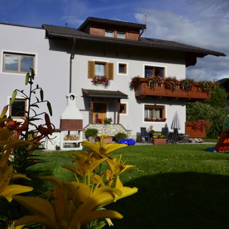 Haus Cosso - Three-Bedroom Apartment - 42