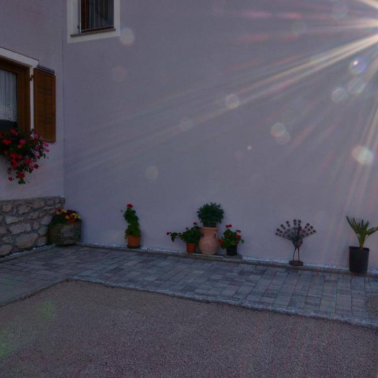 Haus Cosso - Three-Bedroom Apartment - 36
