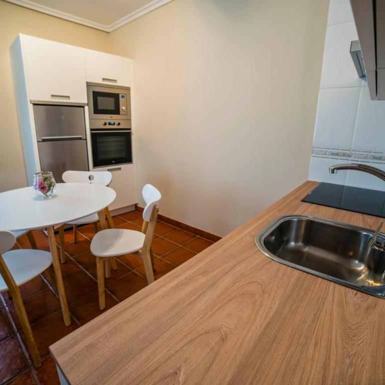 Apartamentos Santa Marina - Two-Bedroom Apartment - 22