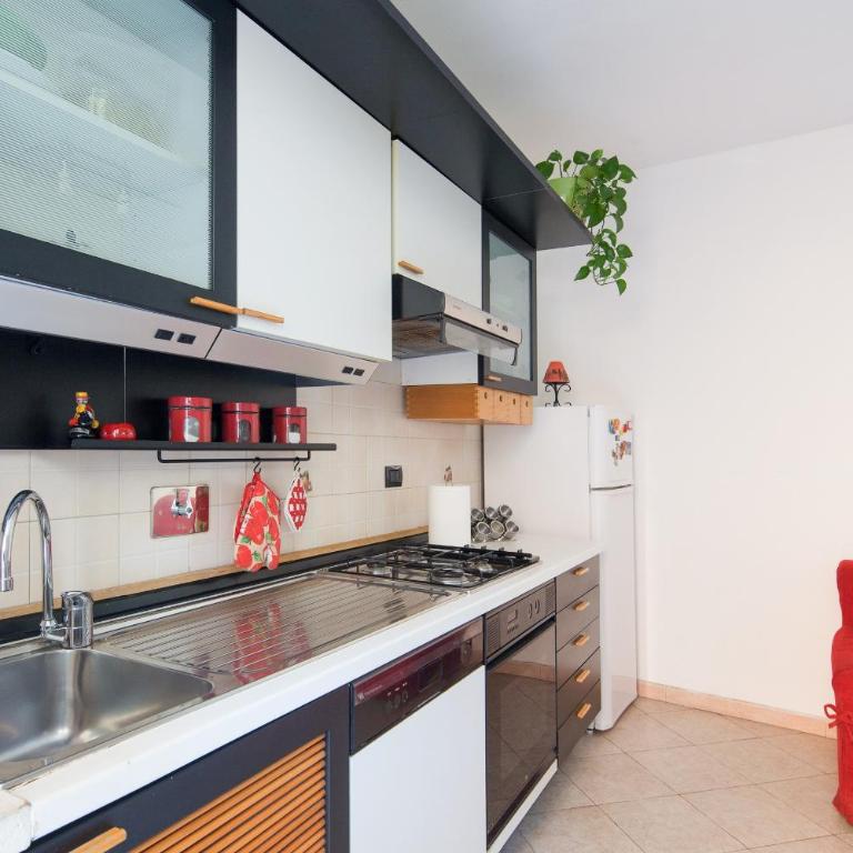 Apt. "La Perla del Golfo" in the right center! (5Terre) - Apartment with Terrace - 13