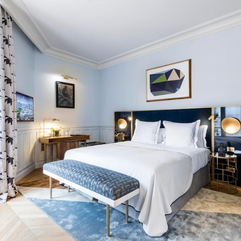 Grand Powers Hotel - Deluxe Room - 4