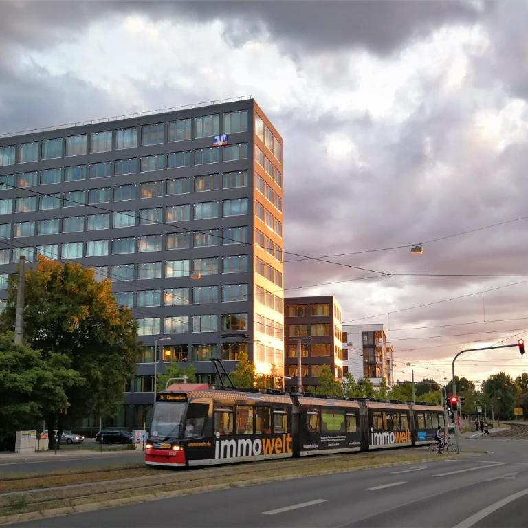 Central-Apt at Lake, CityCenter 5min, Fair 18min!!! - Apartamento con terraza - 1