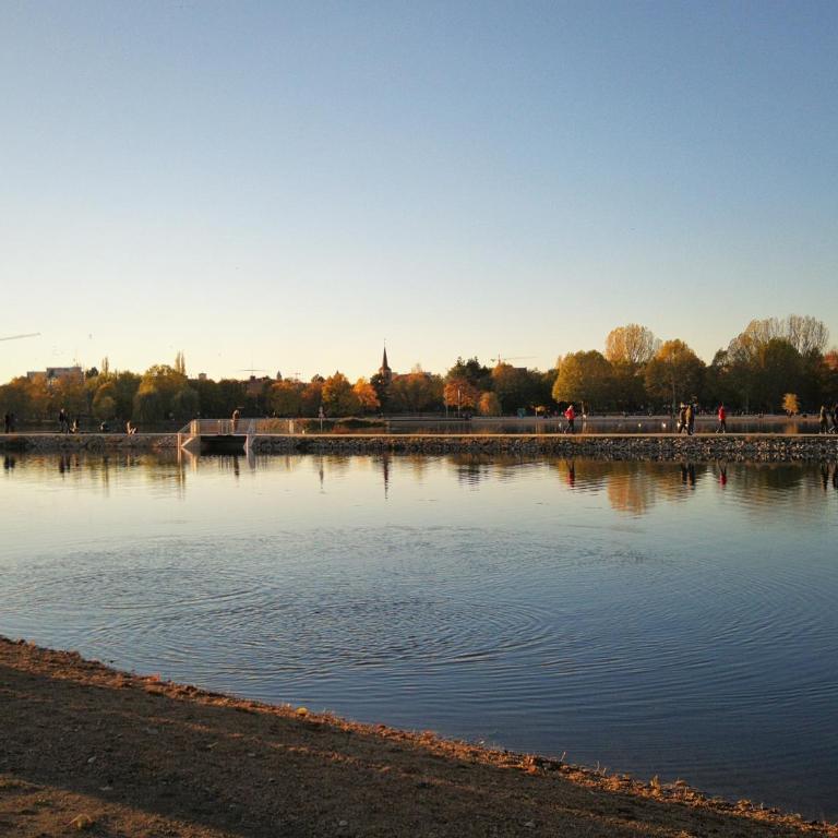 Central-Apt at Lake, CityCenter 5min, Fair 18min!!! - Apartamento con terraza - 29