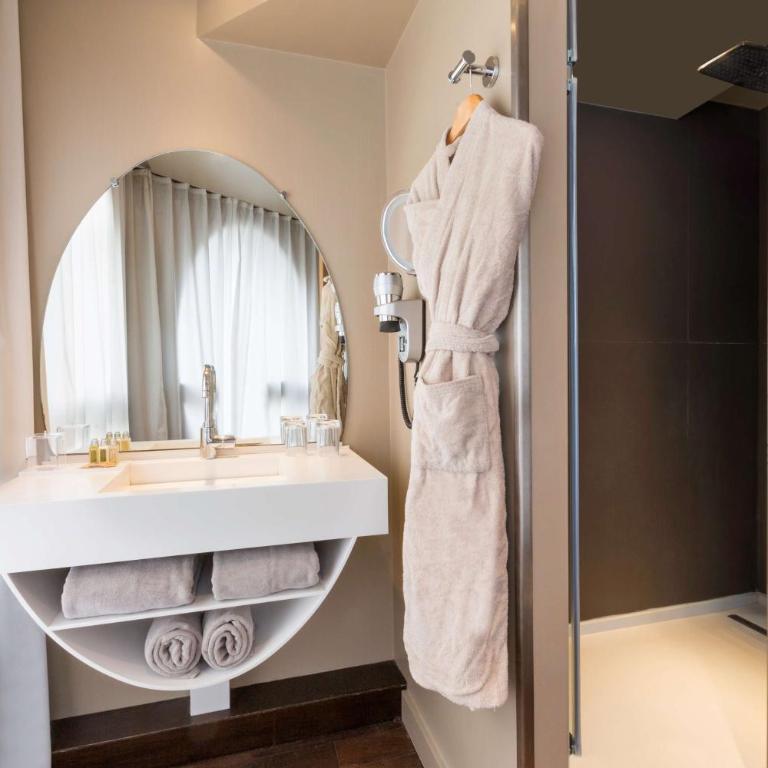 Best Western Premier Why Hotel - Chambre Lit Queen-Size Deluxe - 11