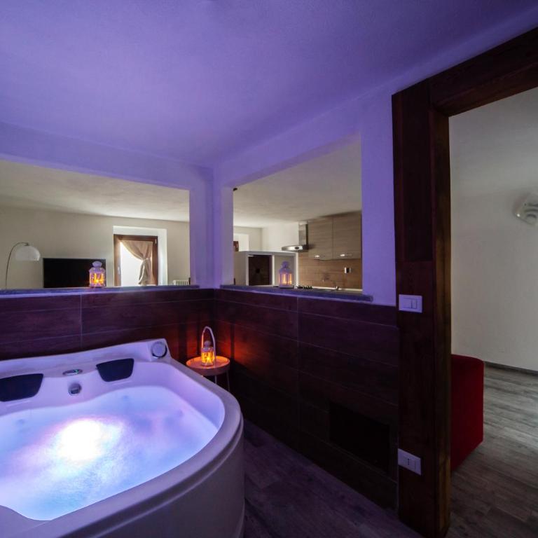 Appartamenti Relax Nus - Monolocale con Vasca Idromassaggio - 6