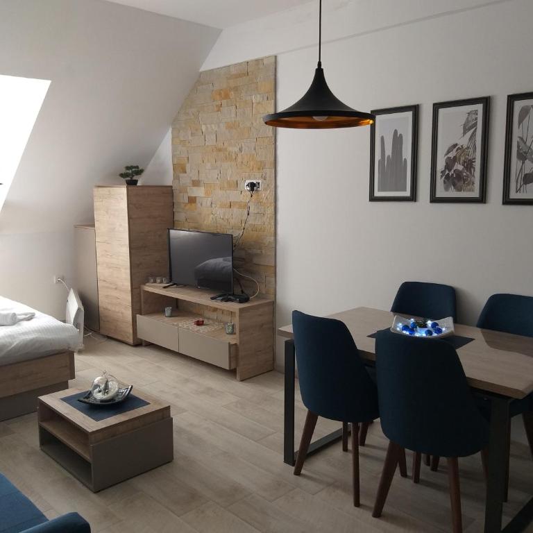 Milmari L44 - One-Bedroom Apartment - 25