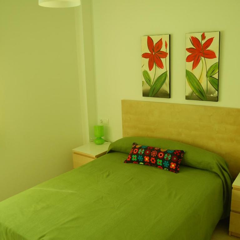 Apartamentos y Áticos Zahara - Two-Bedroom Apartment - 4