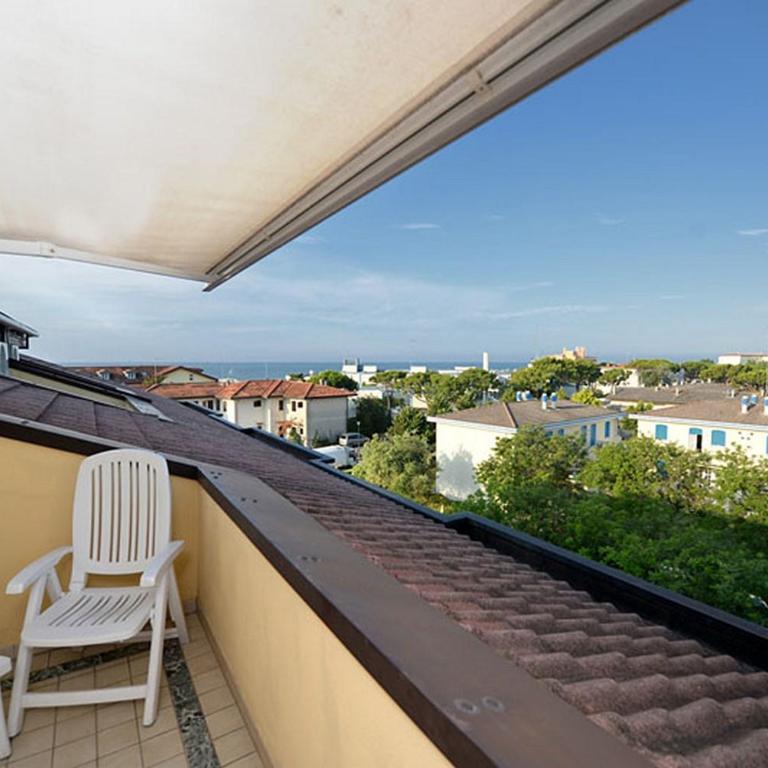 Junior Family Hotel - Camera Comfort Doppia con Letti Singoli con Vista Mare - 4