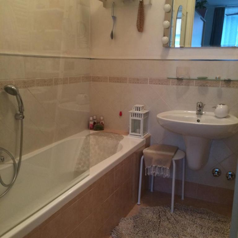B&B Borgo Marina - Camera Matrimoniale con Bagno Privato - 5