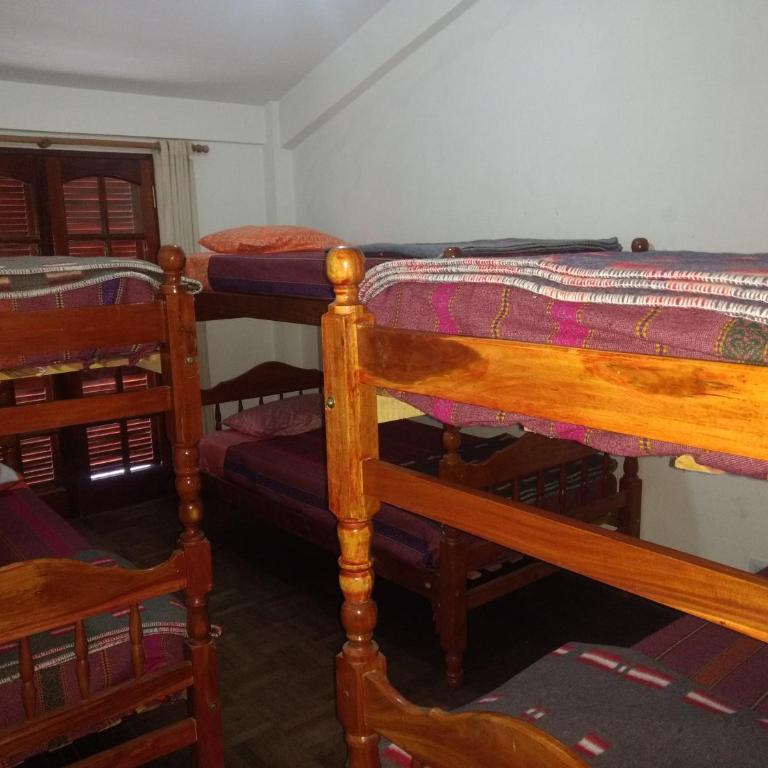 La Casa de Fede - Cama en habitación compartida femenina de 6 camas - 5