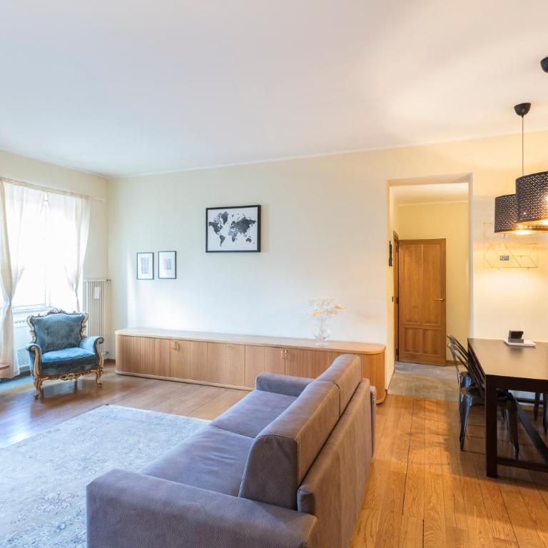 Casa delle colonne - big and elegant apt by Home a porter - Two-Bedroom Apartment - 3