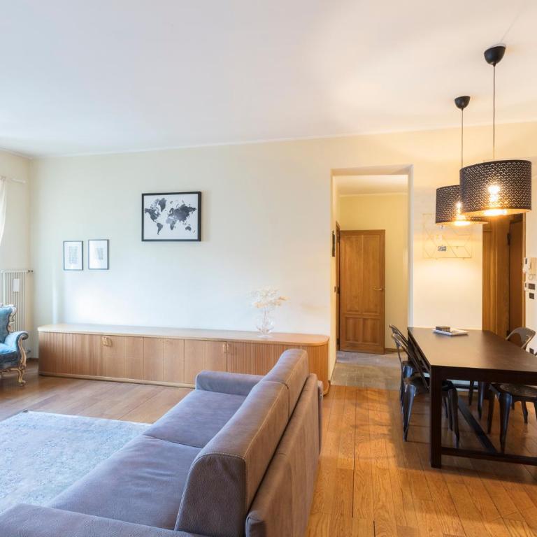 Casa delle colonne - big and elegant apt by Home a porter - Two-Bedroom Apartment - 7